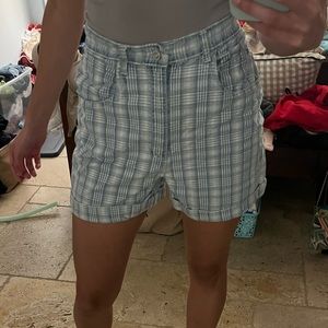 Y2K golfer short vibes gingham /plaid light blue and white size 9/10 kikemi blue
